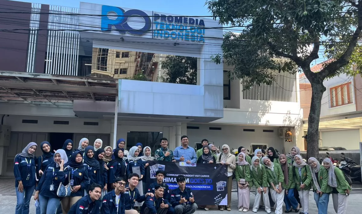 Mahasiswa Program Studi Sains Komunikasi Fakultas Ilmu Sosial dan ilmu Politik (FISIP) Universitas Djuanda (UNIDA) Bogor melakukan kunjungan industri (industry visit) ke kantor Promedia Group di Kota Bandung, Jawa Barat, pada Rabu (1/7/2026). (Dok. Promedia Group)