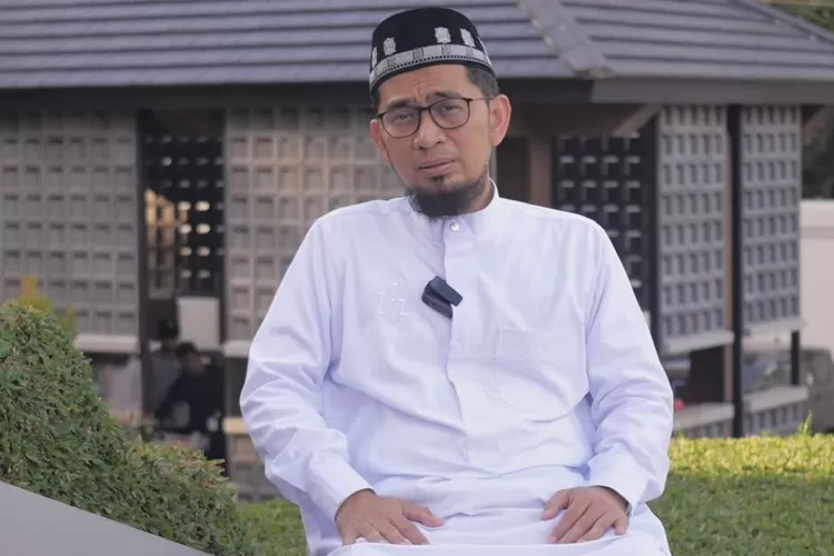 Ustaz Adi Hidayat Bagikan Amalan Sunnah Saat Idul Fitri  (Tangkapan Layar YouTube Adi Hidayat Official)