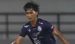 RAKYAT SULTRA.id- Arema FC resmi mengambil langkah strategis untuk mendukung perkembangan dua pemainnya, Jayus Hariono dan Dwiki Mardiyanto. Keduanya 