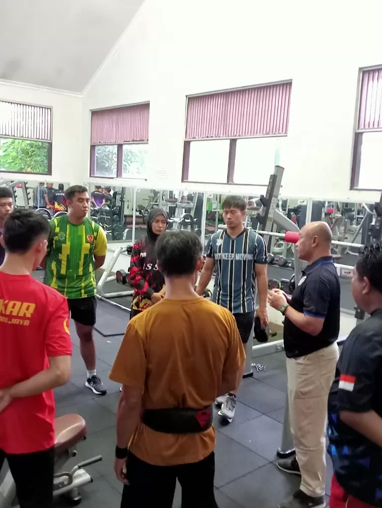 BANYAK WAKTU BERBENAH: Tes fisik atlet pencak silat dilaksanakan di Samarinda.&nbsp;RENDI FAUZAN/KP  