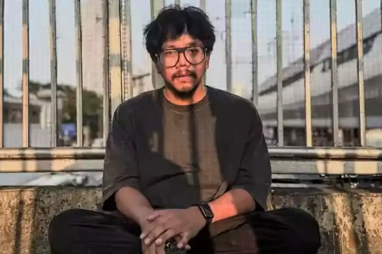 Kekayaan Ferry Irwandi Berapa? Berhasil Galang Dana Hingga Puluhan Miliar untuk Korban Banjir Sumatera. (Instagram/@irwandiferry)