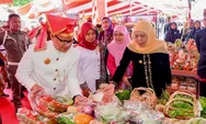Terima Rekor MURI Gubernur Jatim Luncurkan 40 Sekolah Berintegritas