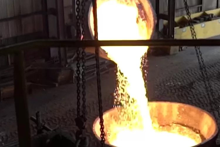 Proses peleburan nikel di PT Vale Indonesia Tbk. (Vale)