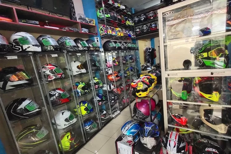 7 Toko Helm di Bogor Harga Bersahabat, Kualitas Mantap, dan Banyak Koleksi Model yang Kekinian (Gmaps/Anggara Angelo)