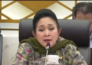 Titiek Soeharto Marah Sama  Menhut Raja Juli Membiarkan Ada Truk Pengangkut Kayu Besar Pascabencana