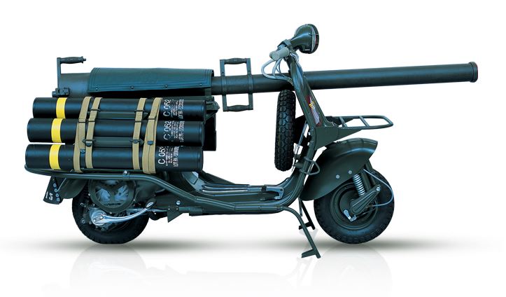 Update Harga Bekas Vespa 946 Emporio Armani, Vespa Limited Edition Bawa  Desain Unik Beda Dari yang Lain - Hallo Ternate