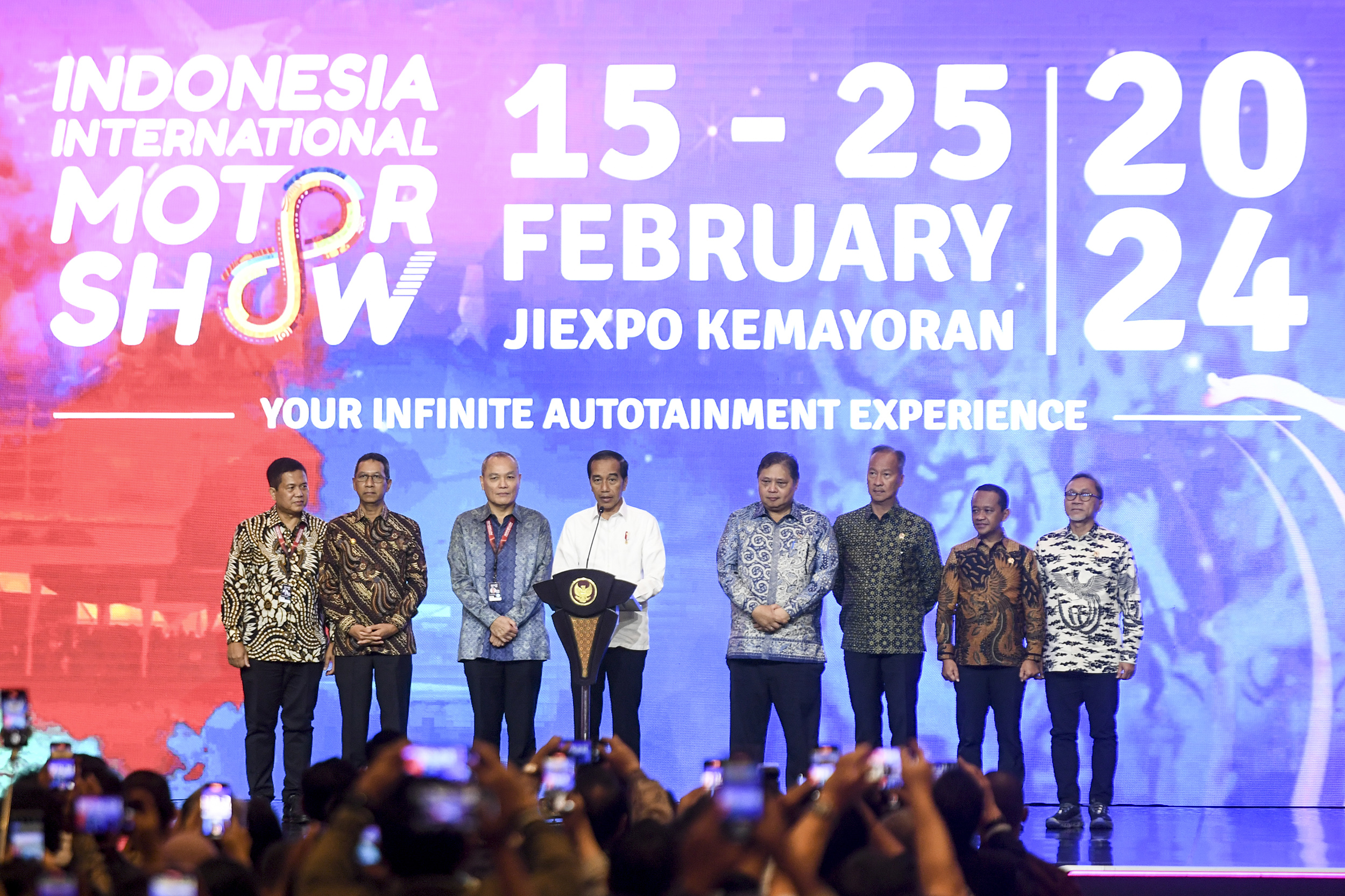 Presiden Jokowi Resmi Membuka IIMS 2024 Di JIExpo Kemayoran